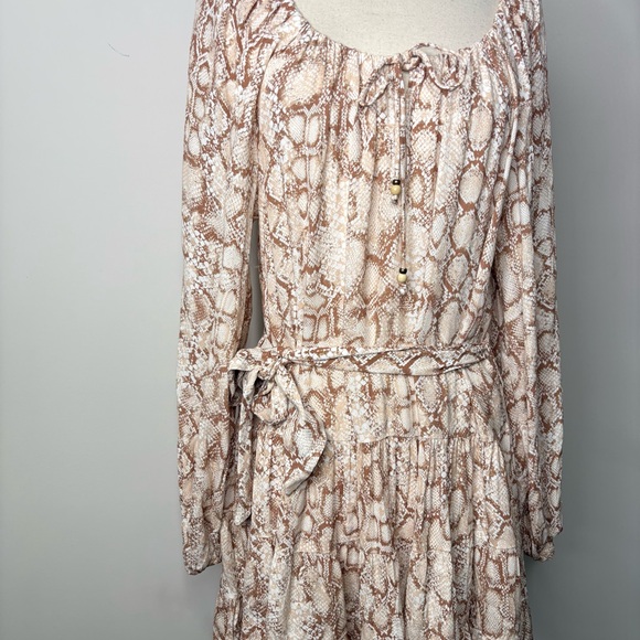 KIVARI Angelina Snake Print Mini Long Sleeve Dress - Picture 2 of 6